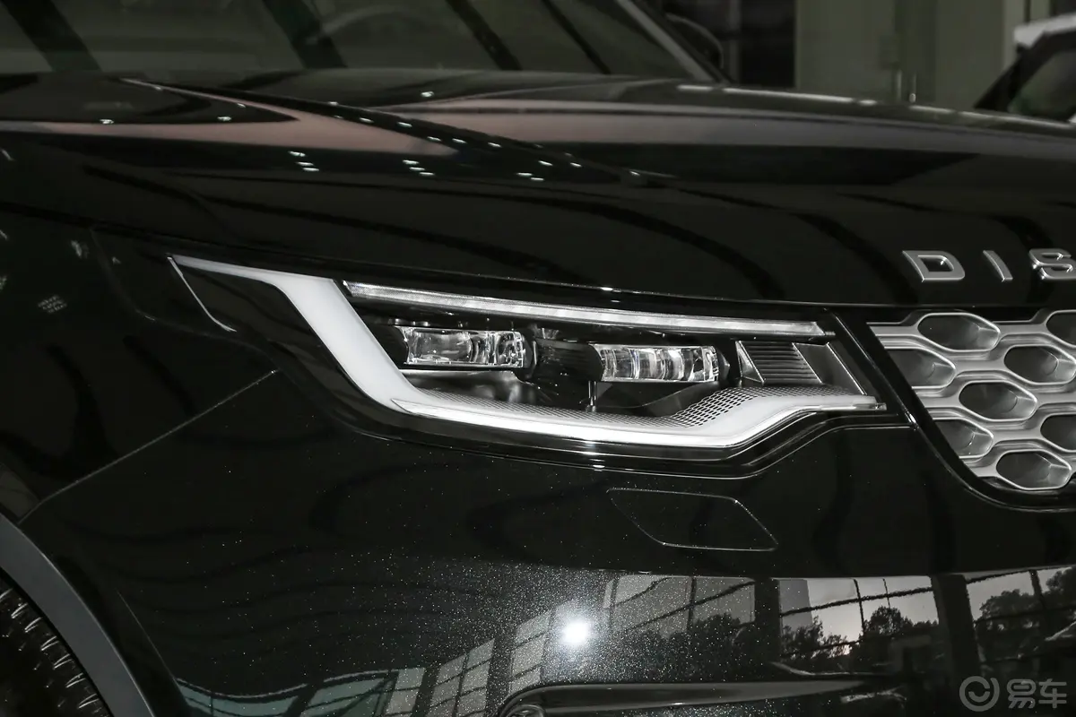 发现2.0T 300PS S外观灯组
