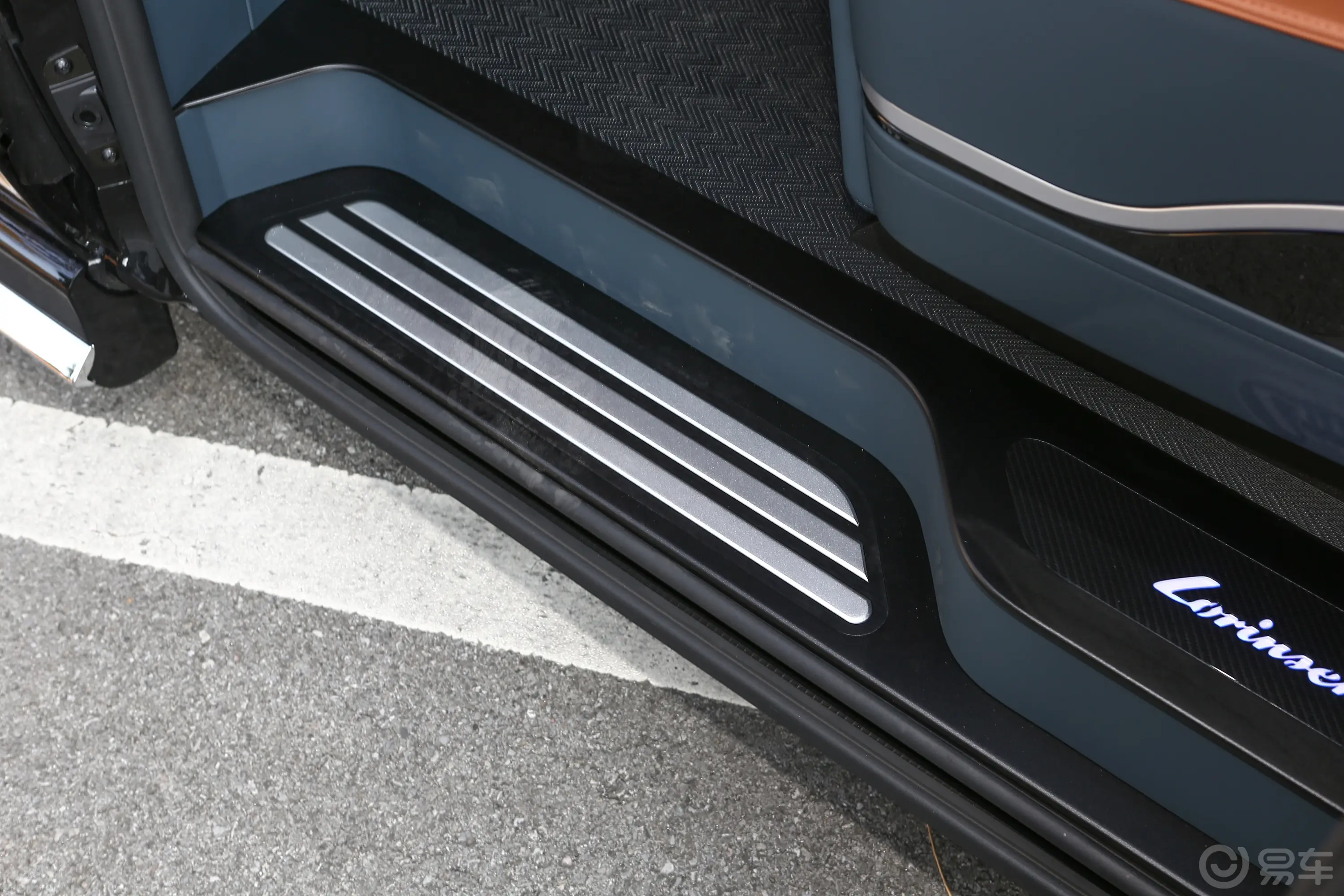 Lorinser LS系列LS500L 2.0T后排空间