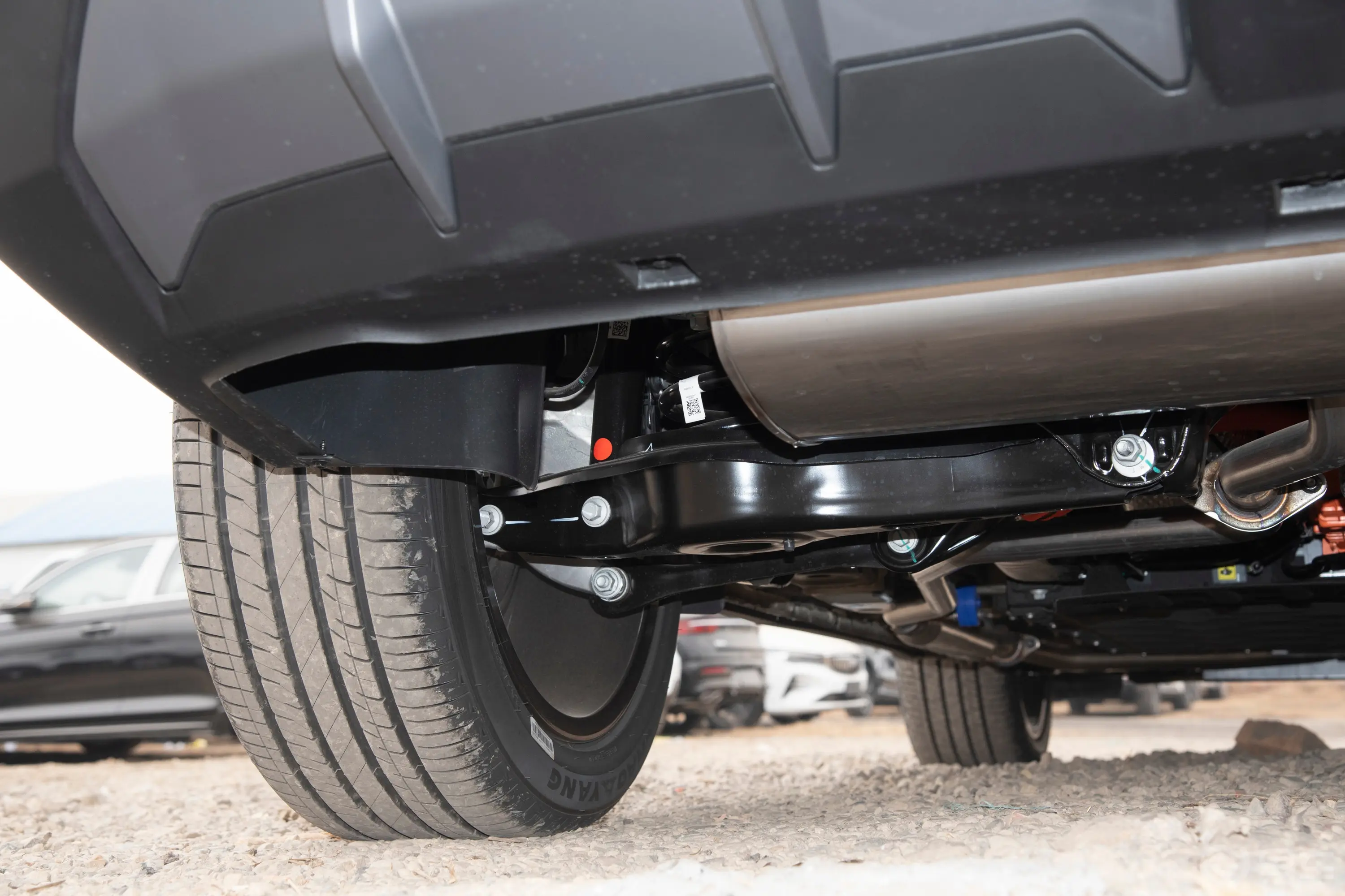 银河L7EM-i 1.5L 115km 探索版动力底盘