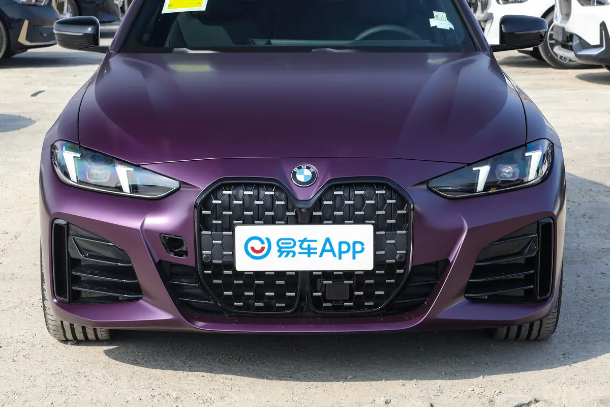 宝马4系四门轿跑车 430i M运动曜夜套装外观细节