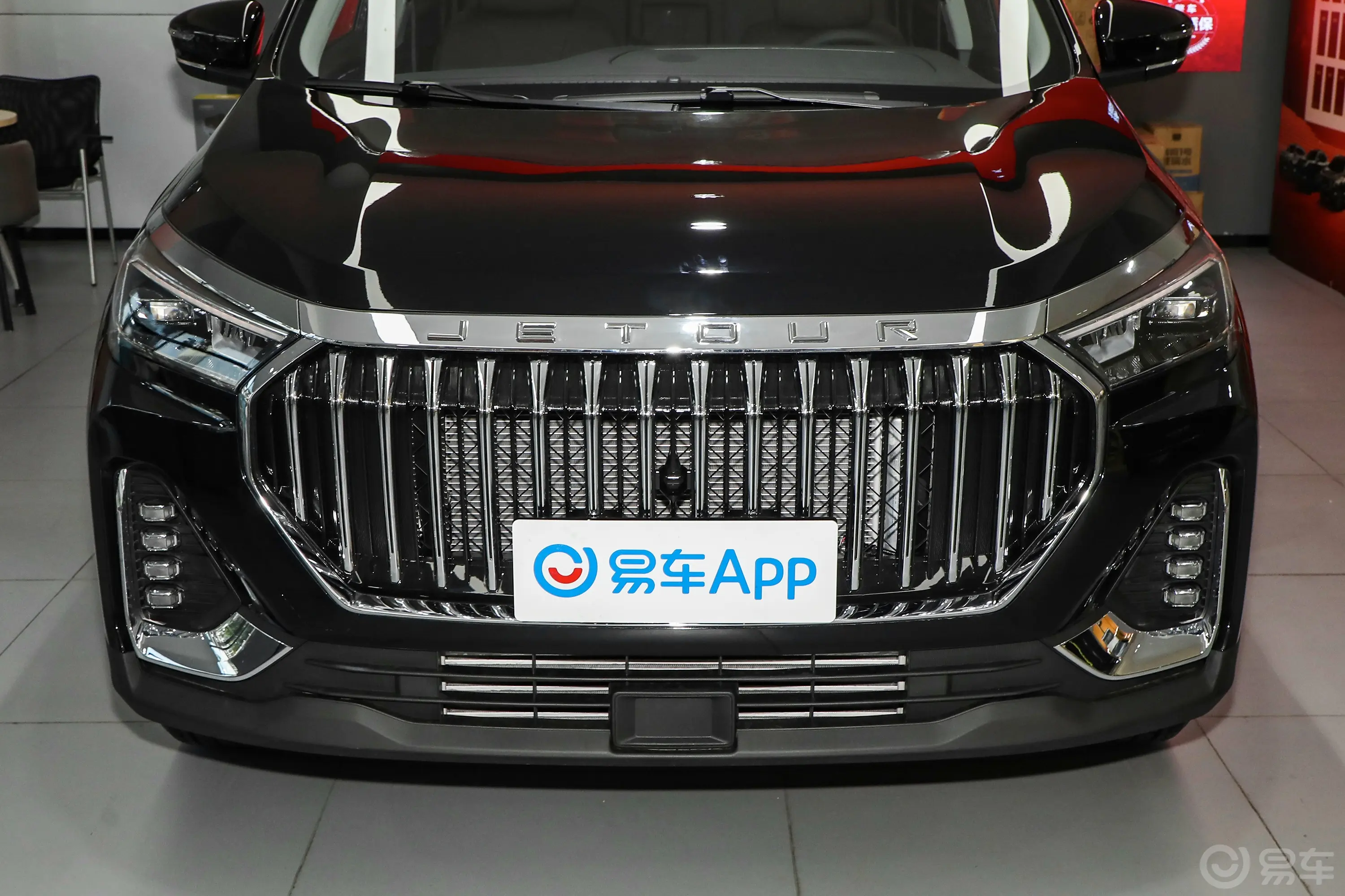 捷途X90 PLUS超越版 1.6T 双离合大家庭欢乐版 7座外观细节