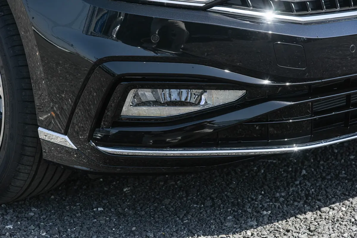 迈腾改款 众享版 280TSI 豪华型外观细节