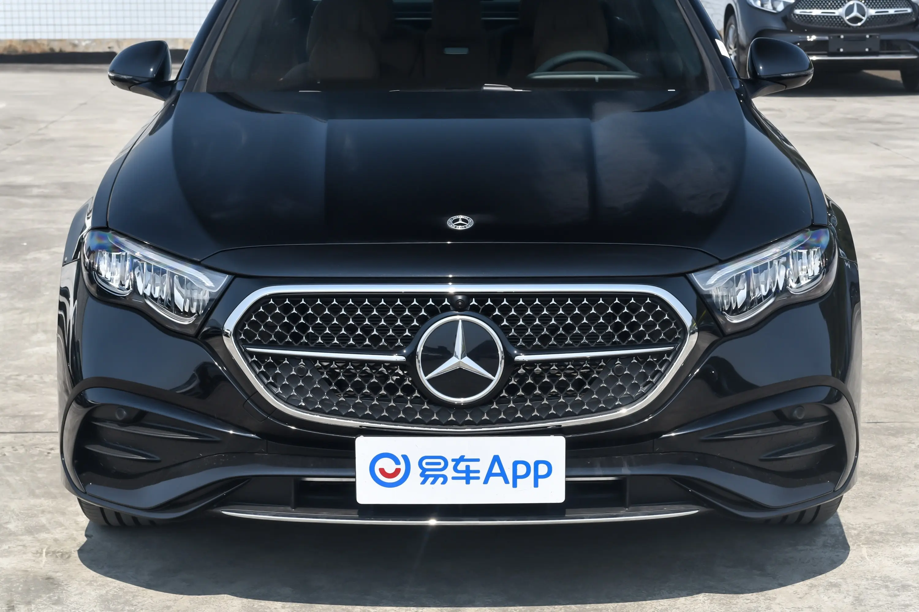奔驰E级改款 E 260 L 运动型外观细节