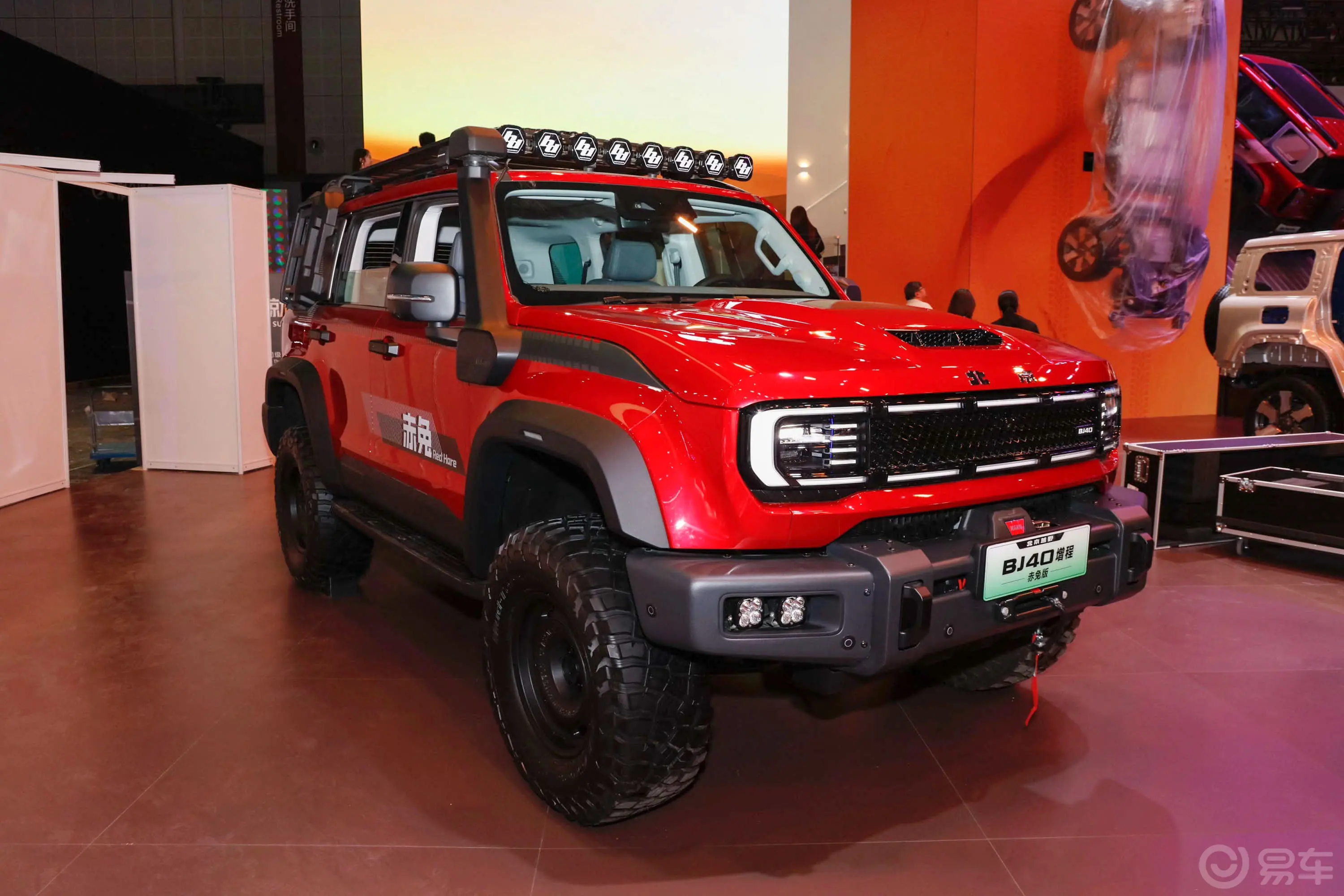 北京越野BJ40增程1.5T 152km 赤兔版外观