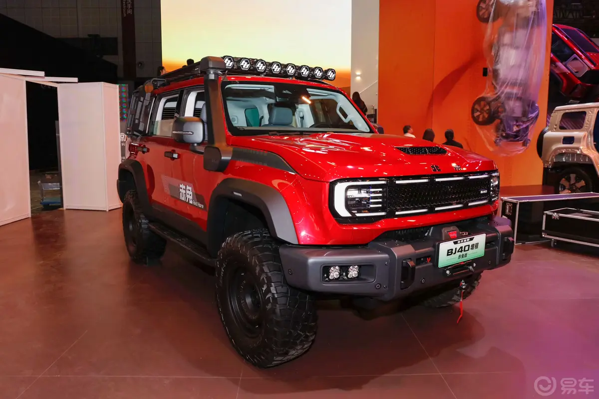 北京越野BJ40增程1.5T 152km 赤兔版外观