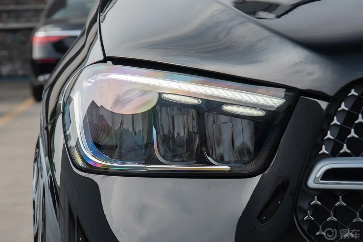 奔驰GLE改款 GLE 350 4MATIC 动感型外观灯组