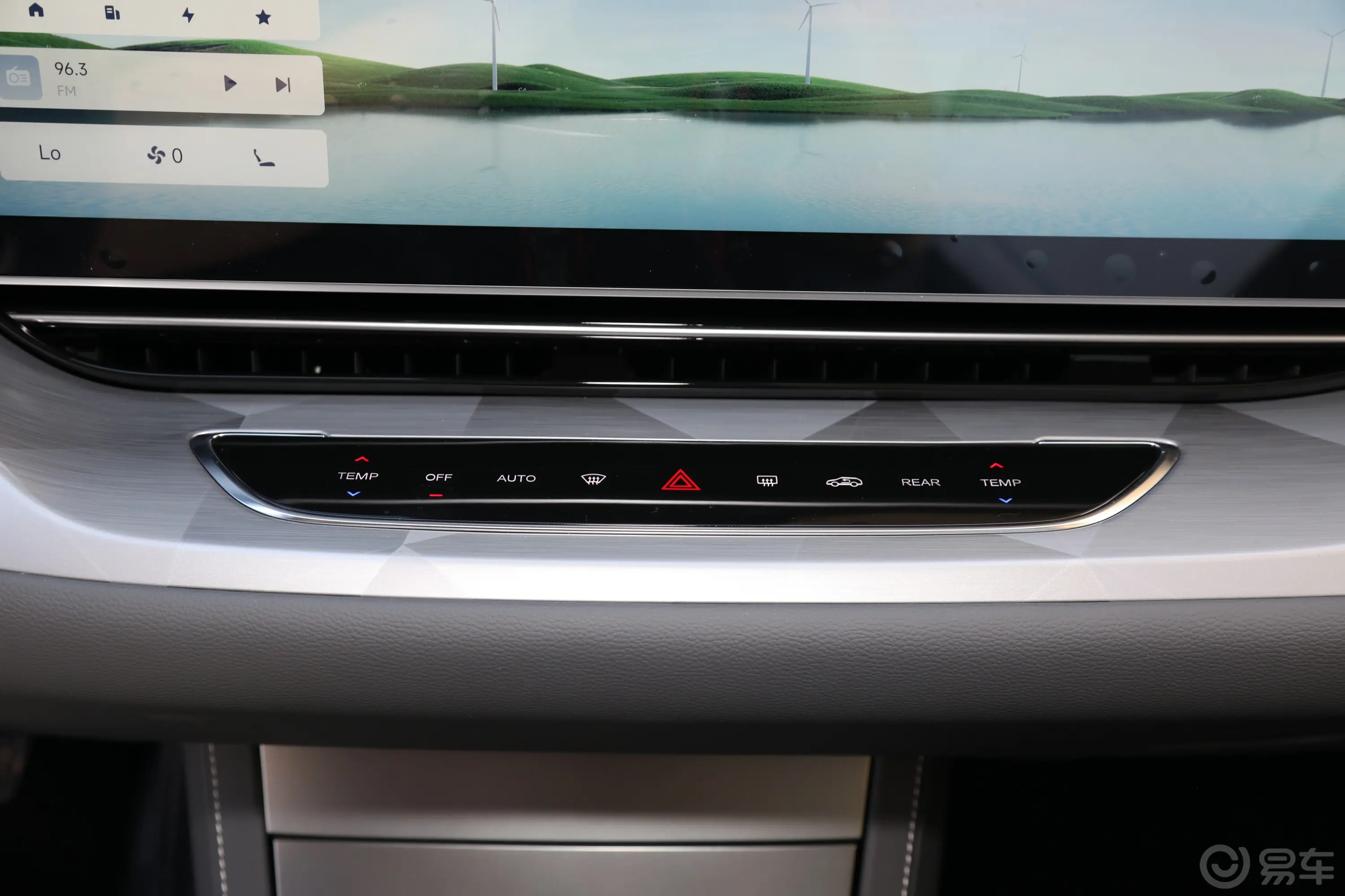 极狐 阿尔法S6735km MAX 电机160kW空调