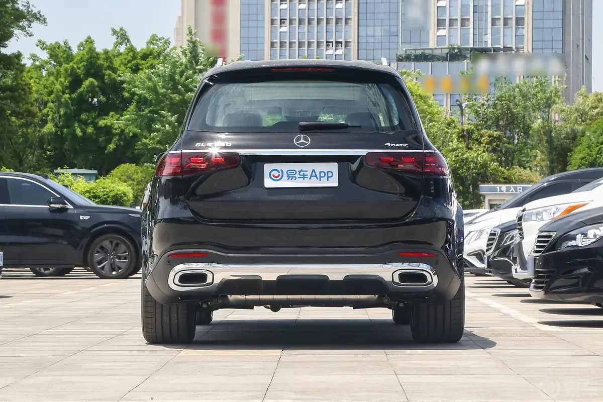 奔驰GLSGLS 450 4MATIC 时尚型正后水平