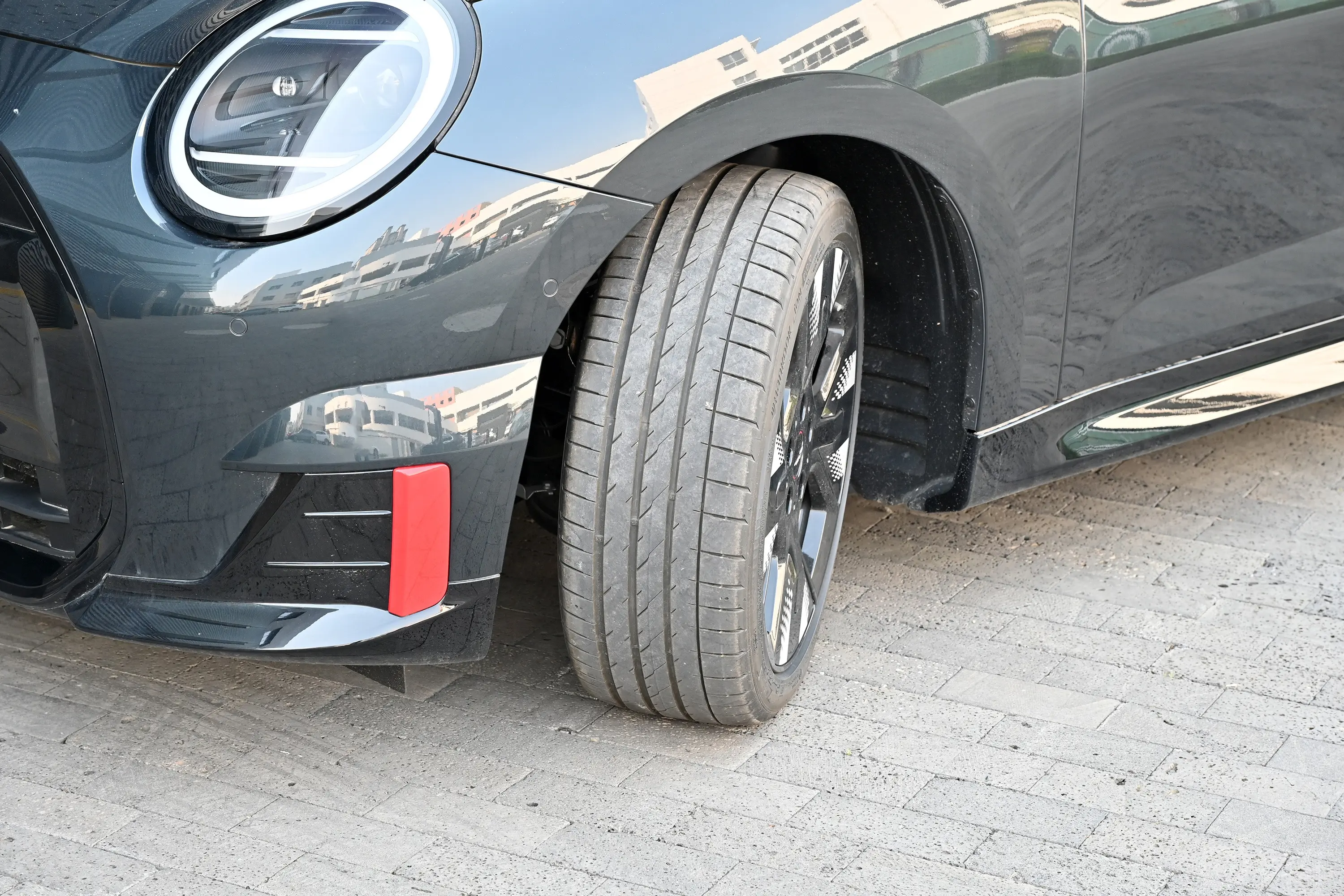 电动MINI JCW412km JOHN COOPER WORKS轮胎花纹