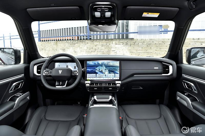 深蓝G318四驱旷野版上市 售18.59万元