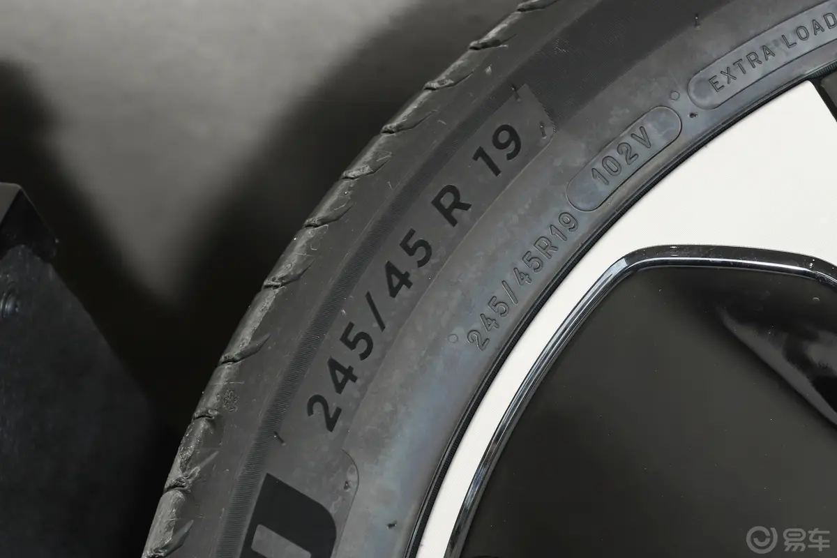蔚来ET5T550km 75kWh前轮胎尺寸