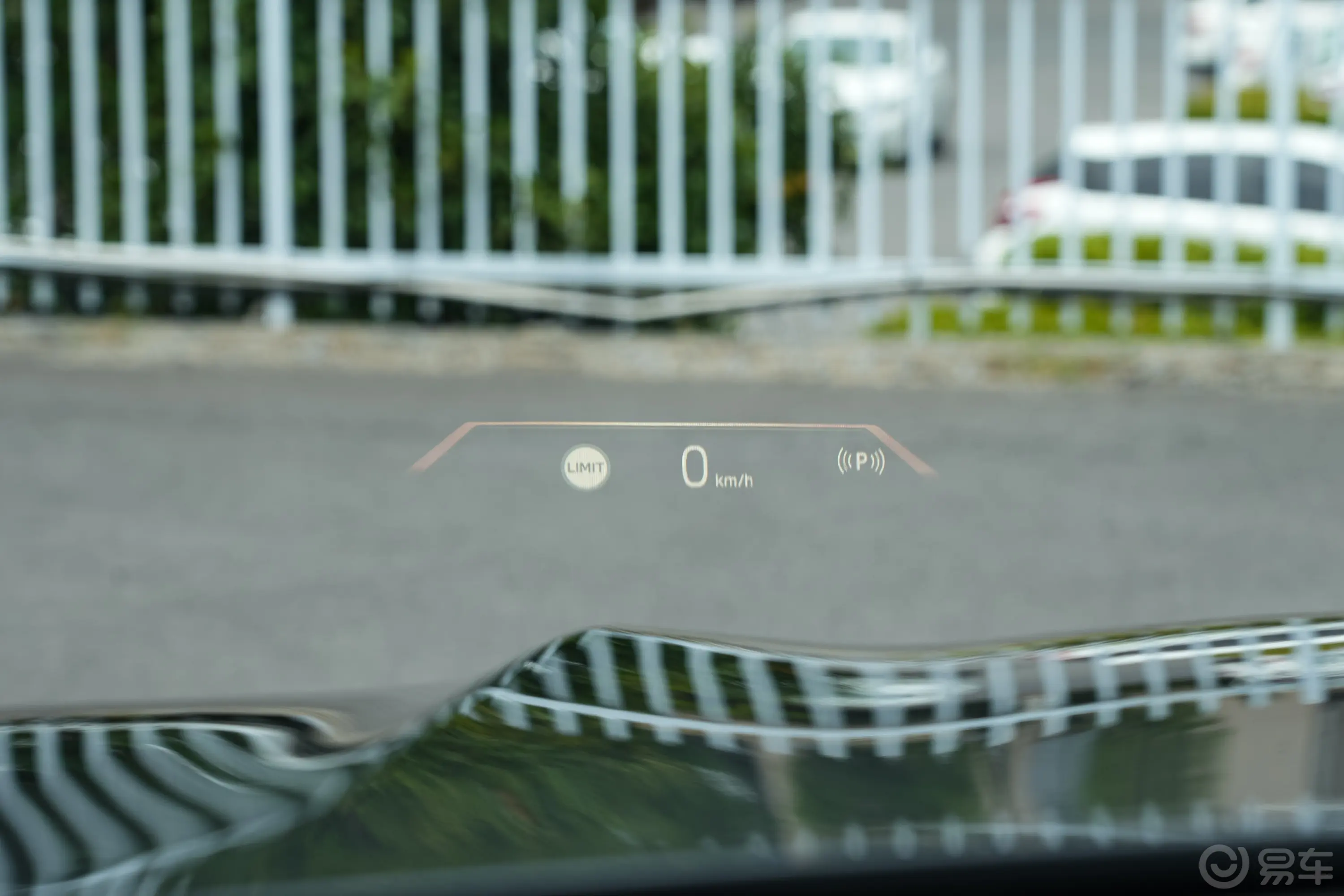 宝马X5改款 xDrive30Li尊享型 M运动套装抬头显示