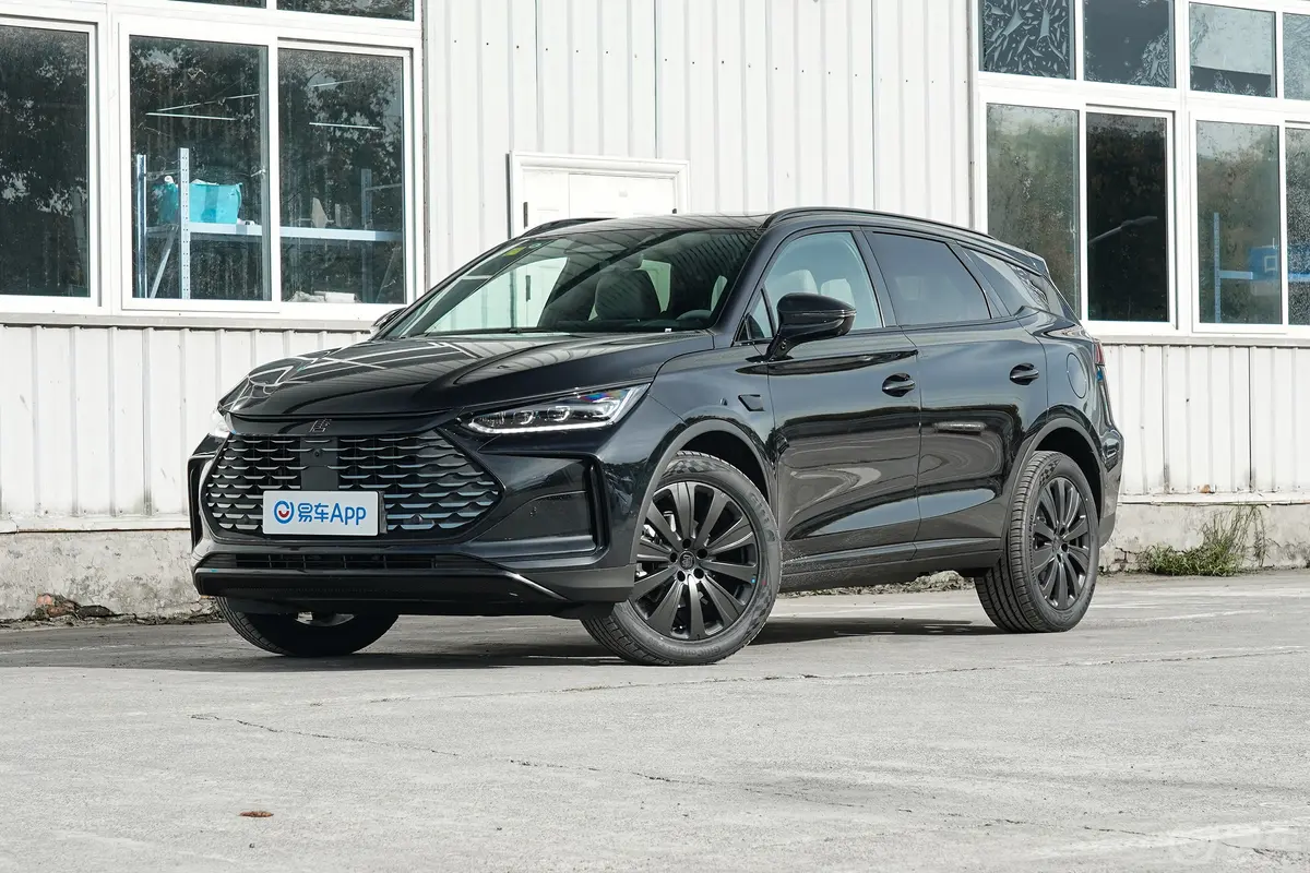 唐DM-i 智驾版 1.5T 175km 尊贵型侧前45度车头向左水平