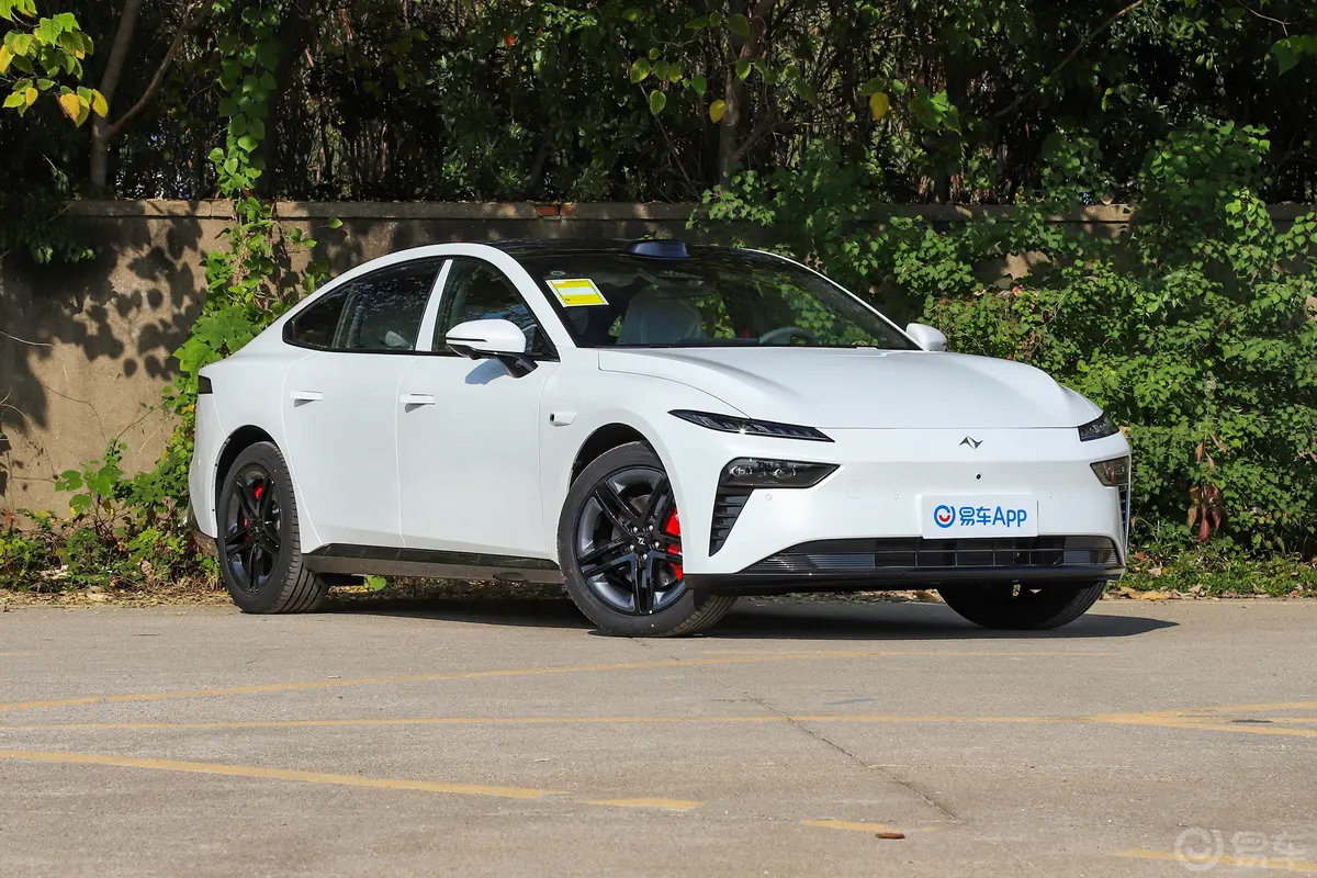 【eπ007007+ 纯电版 565 四驱Ultra+激光雷达版侧前45度车头向右水平图片-汽车图片大全】-易车