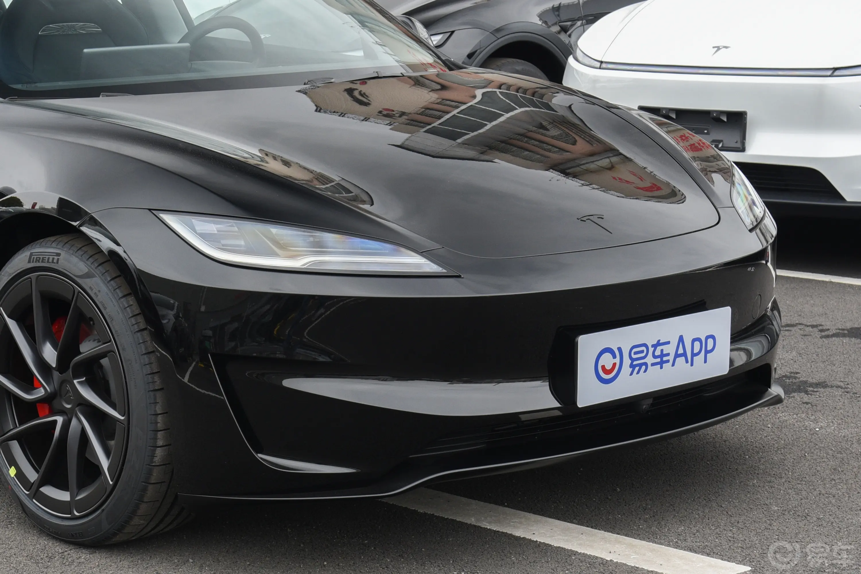 【Model 3改款 647km 高性能全轮驱动版前格栅侧俯拍图片-汽车图片大全】-易车