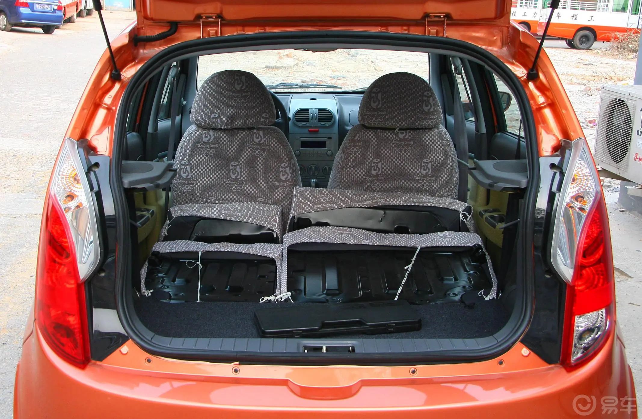 奇瑞A11.3MT舒适型行李箱空间（后排全放倒）