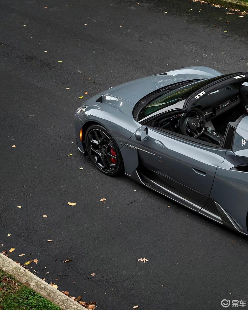 玛莎拉蒂mc20cielo