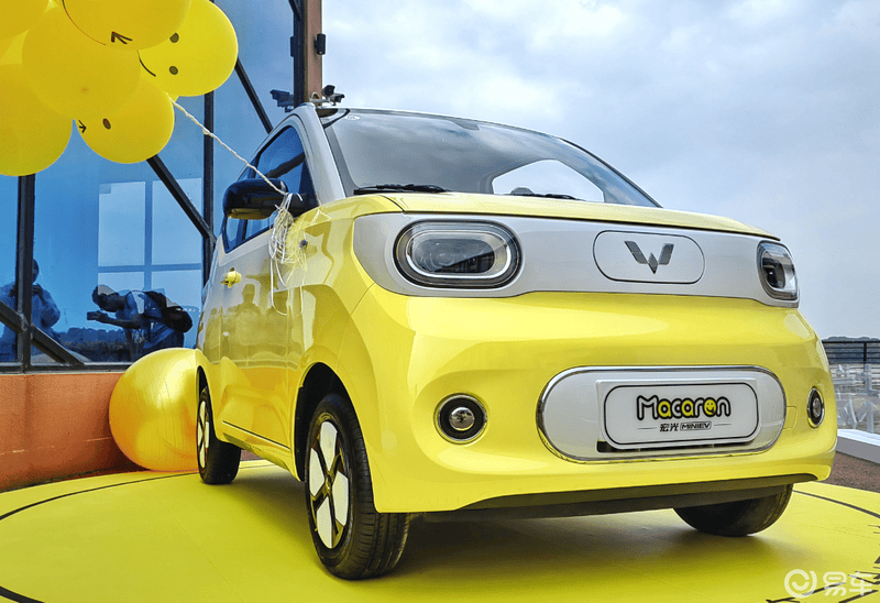 新款宏光miniev马卡龙,46800元