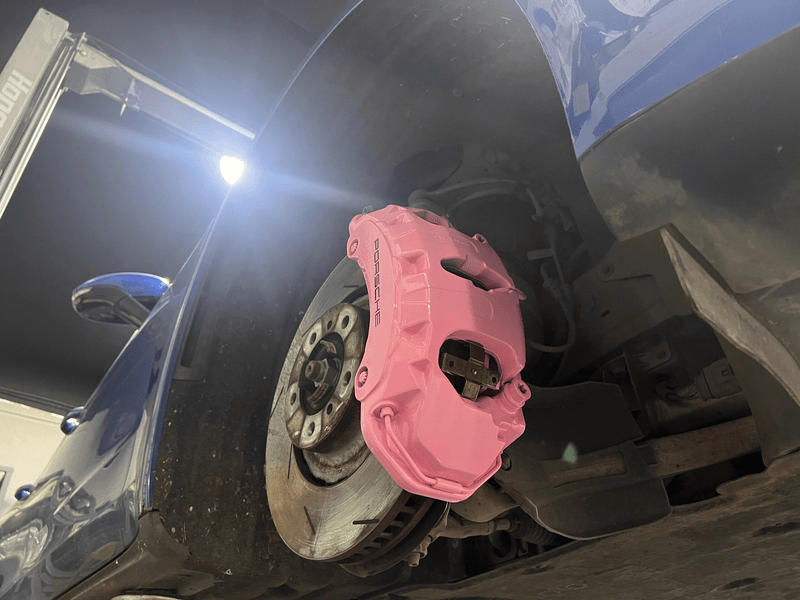 帕拉梅拉的粉色卡钳,小姐姐的独特标志