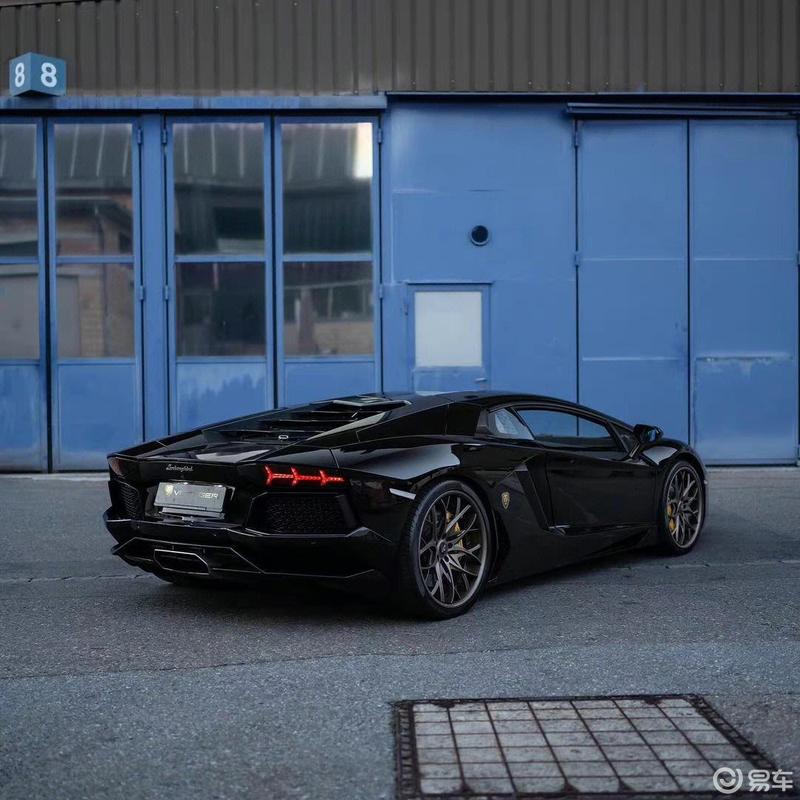 每日超跑-兰博基尼aventador