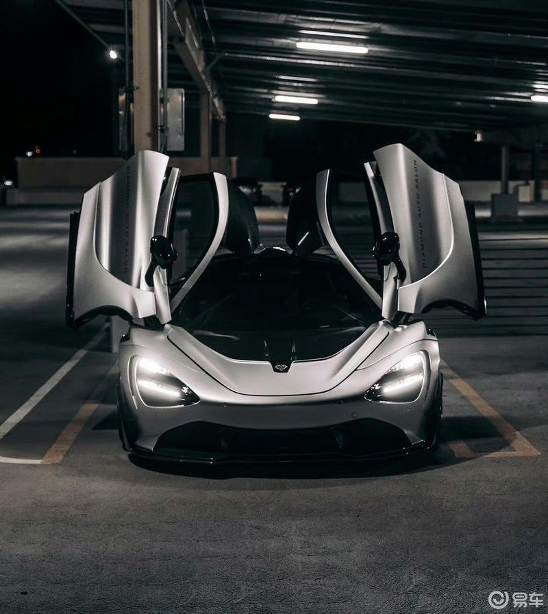 迈凯伦 720s迈凯轮的蝴蝶门是真帅