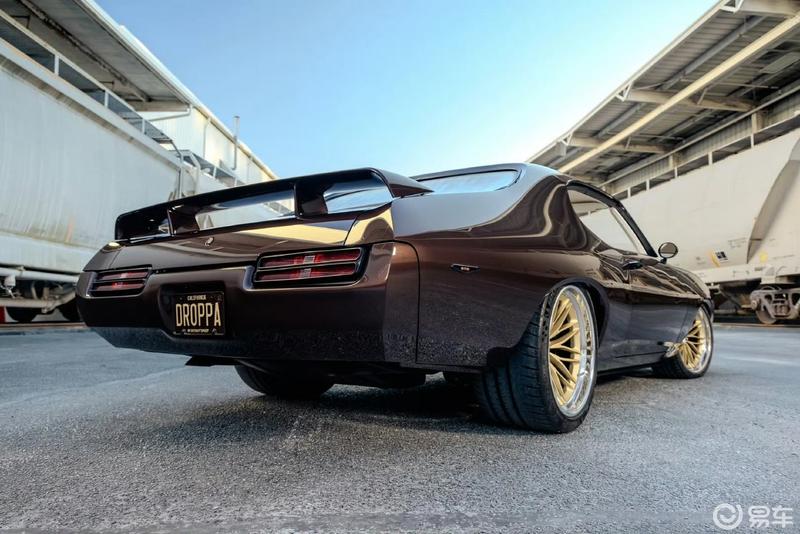 看着有点"坏坏"的庞蒂亚克gto,从外观