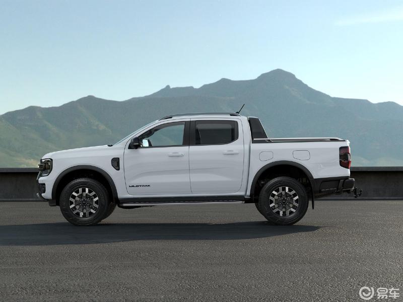 福特ranger插混版官图,搭载由2.