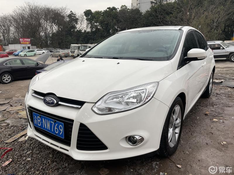 小姐姐一手户,15年上牌的两厢福克斯,实