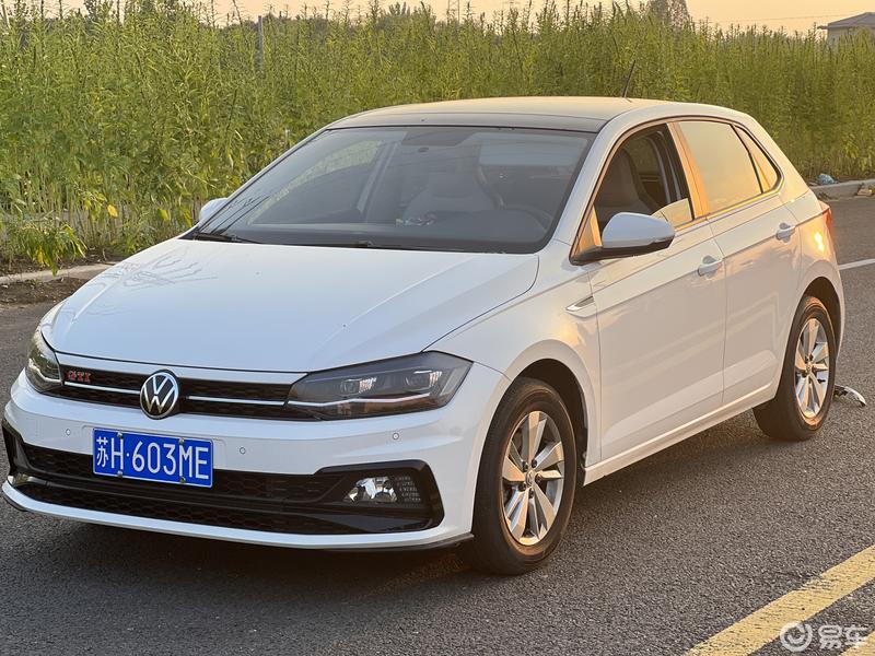 大众poloplus升级gti后扰流板