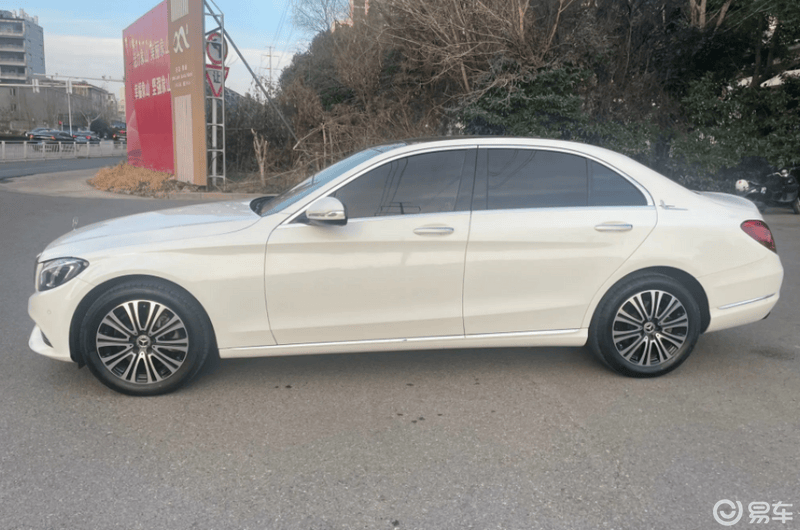 当前位置:>易车>社区>奔驰c级社区>帅气时尚,奔驰c级值得选择>800_530