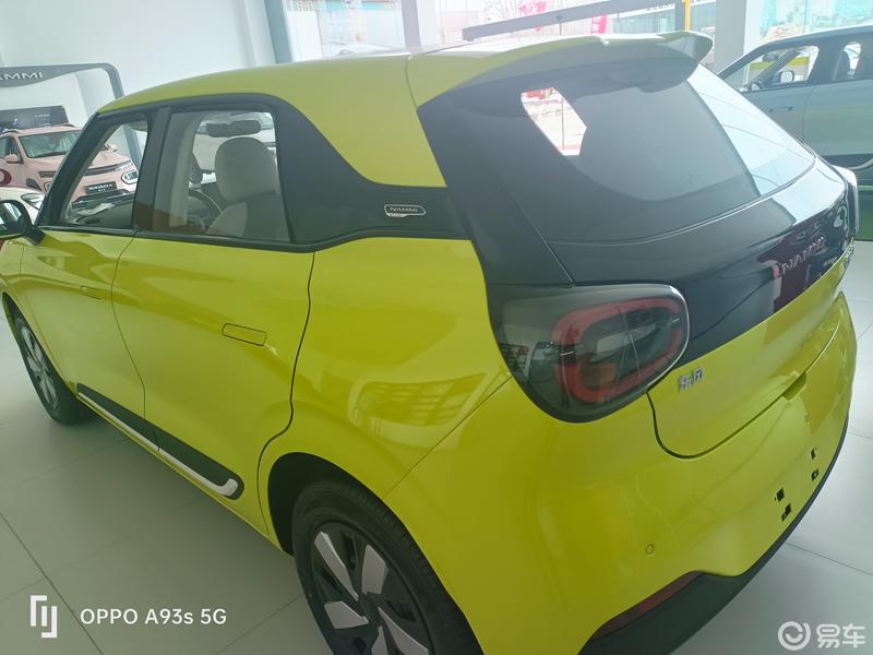 人生中第一辆电动汽车就纳米01了