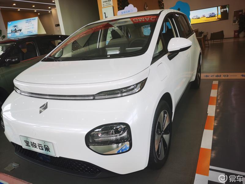 如果换车宝骏云朵也不错!