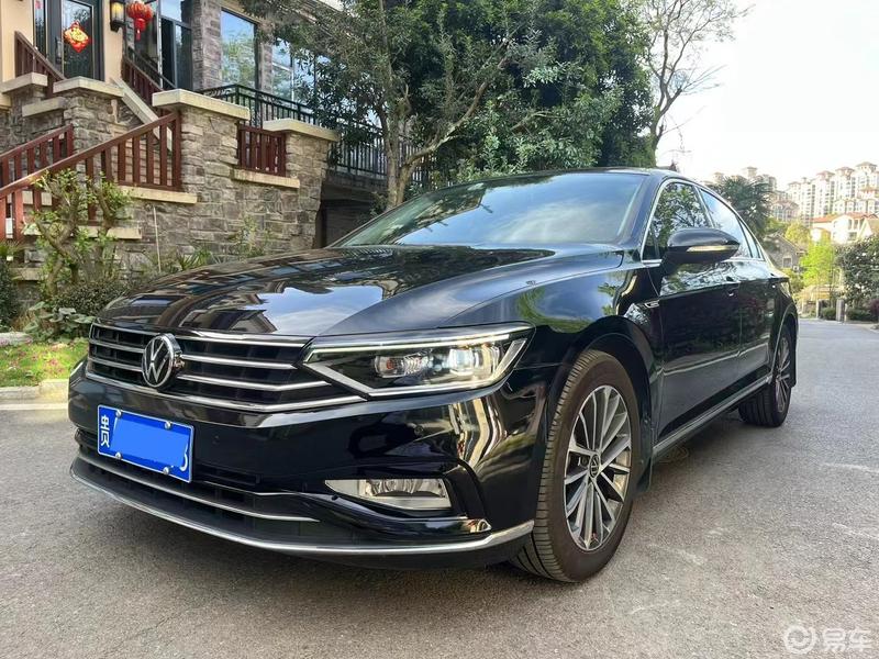 大众迈腾2.0t豪华型