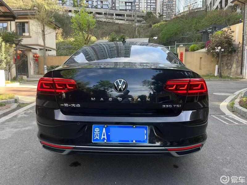 大众迈腾2.0t豪华型