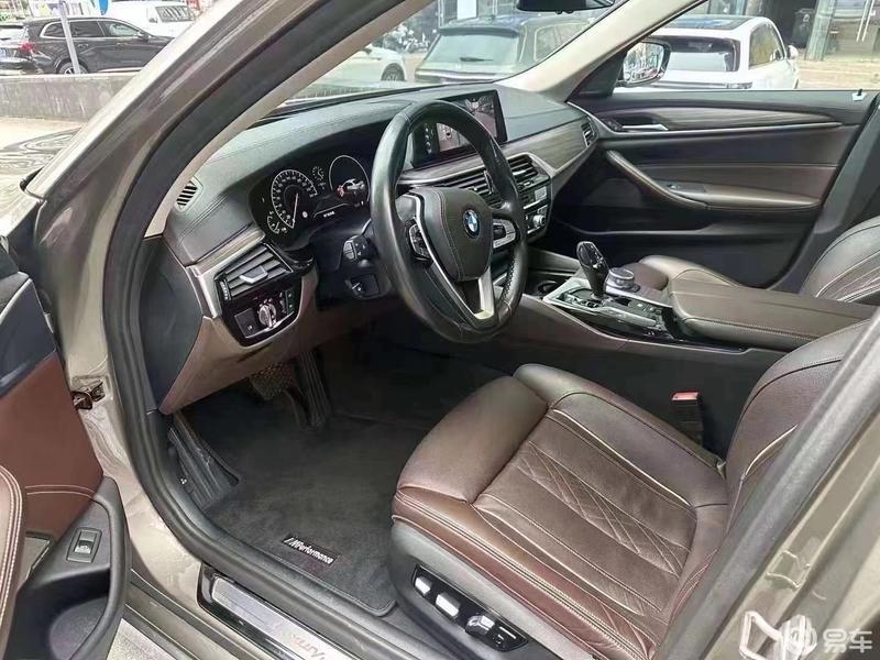 最新到店[烟花]19年7月上牌宝马540_综合社区_易车社区