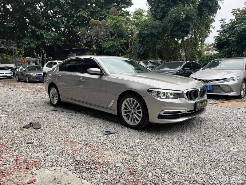 宝马530li