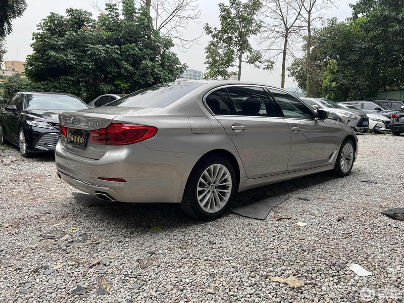 宝马530li