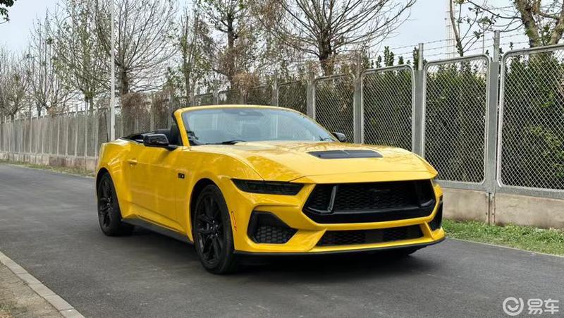 全新24款福特野马搭载5.0发动机震撼来袭