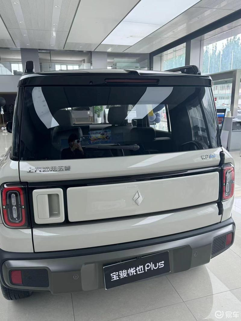 宝骏悦也plus,帅气外观空间大