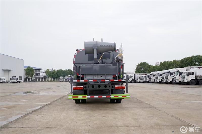 东风多利卡12吨雾炮洒水车