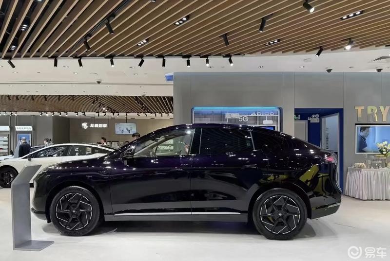 试驾神秘黑武士-suv新体验_昊铂ht社区_易车社区