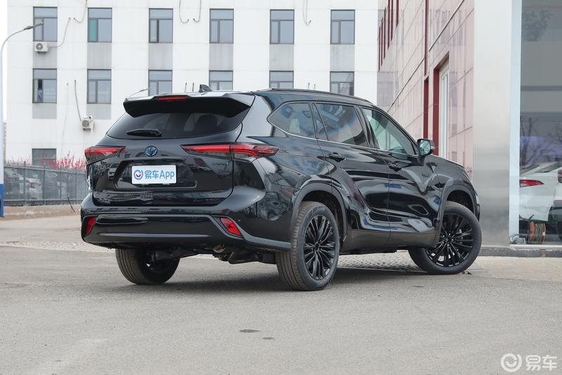 平台相同,销量不同,丰田汉兰达与皇冠陆放