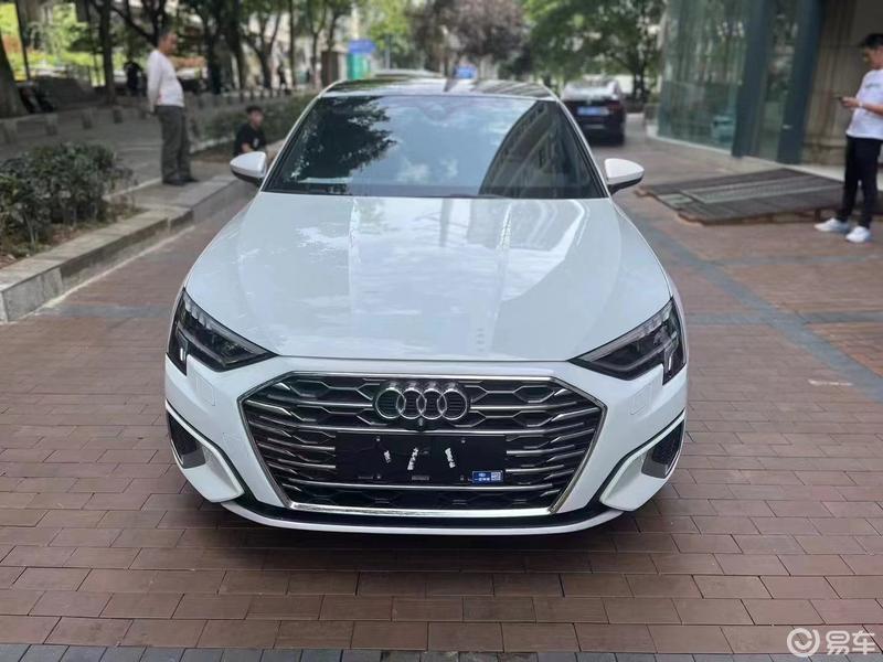 22 款奥迪 a3l 豪华致雅版