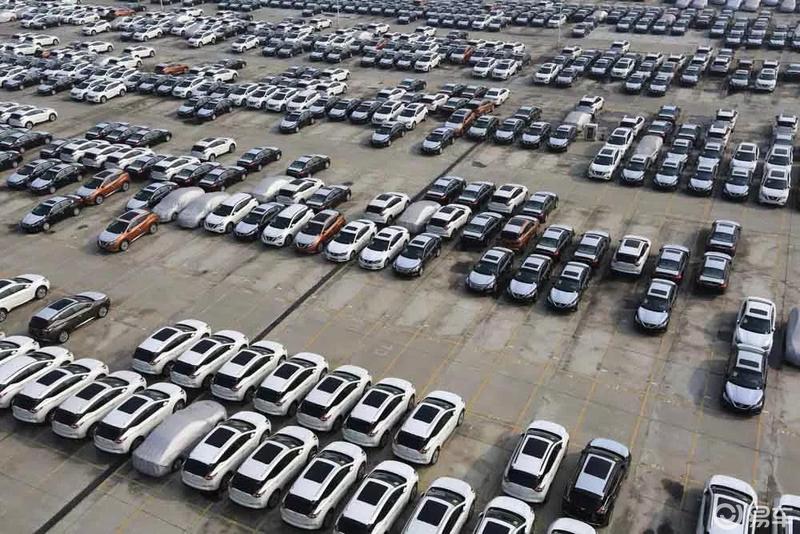 捷克汽车产量创新高:突破50万辆里程碑