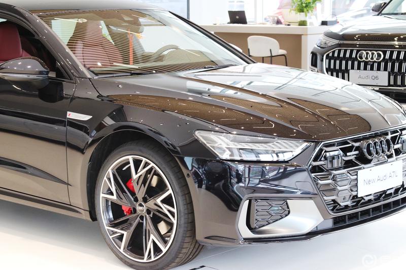 上汽奥迪a7l,豪华与科技的完美结合