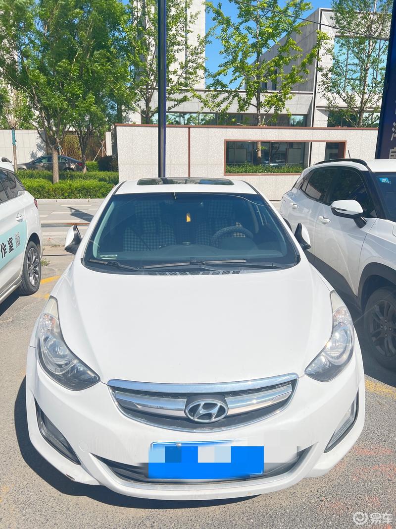 现代朗动顶配全景天窗,小姐姐自用车全车原