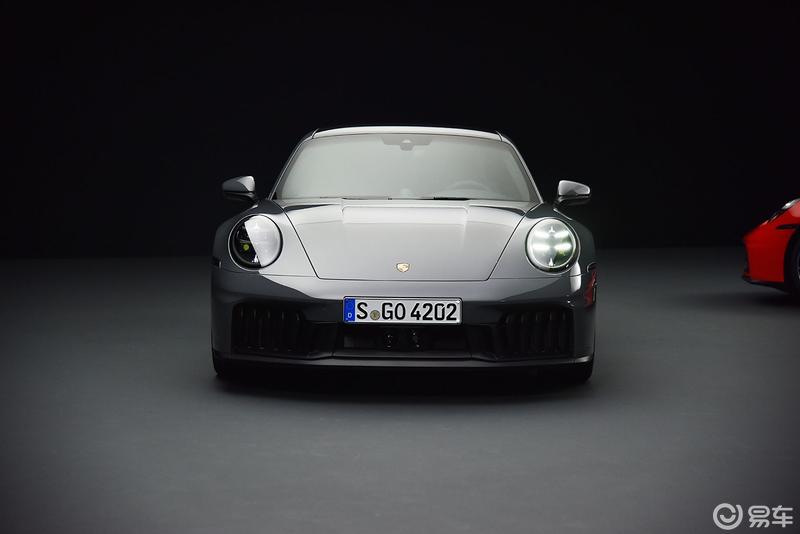 【混动加持!新款保时捷911正式发布!】