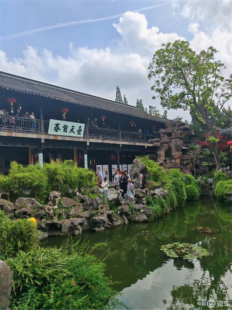 自驾朗行游玩扬州个园