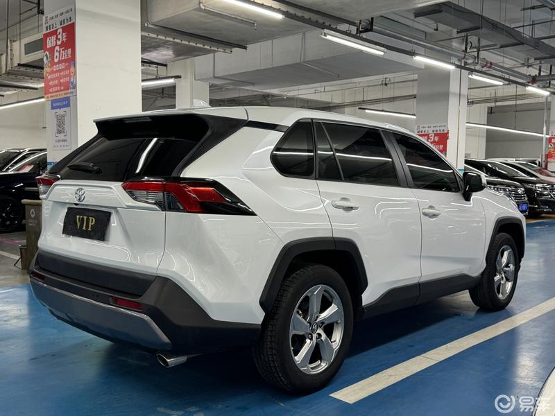 x最新到店22年丰田rav4荣