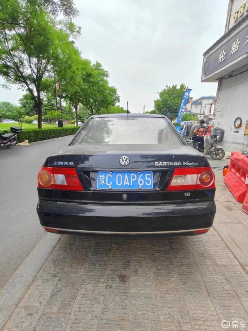 给桑塔纳志俊轮胎补气